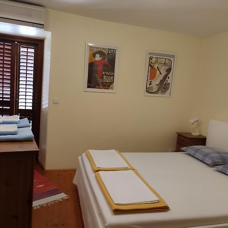 Villa Rustika Sutivan Kültér fotó